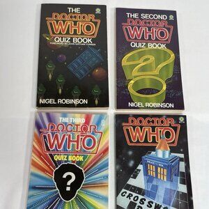 THE DOCTOR WHO QUIZ BOOK LOT + Crossword paperback book Target Excellent 4 Books